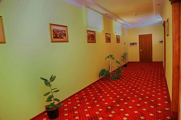 Yangi Sharq Hotel