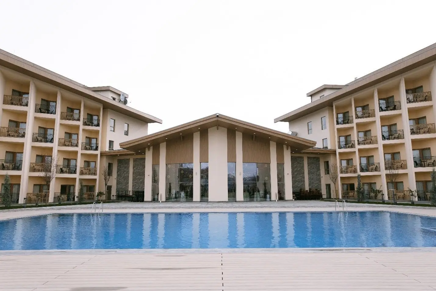 Wyndham Garden Chorvoq Darvozasi